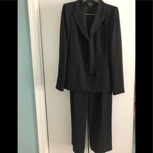 Women’s Kasper Pant Suit Size 4